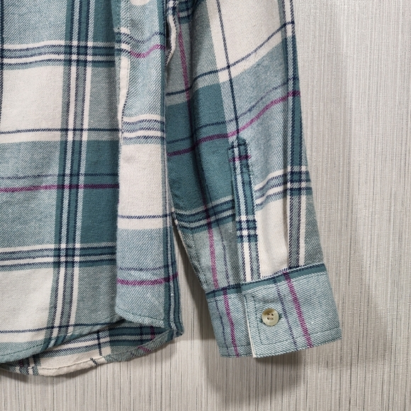 Field & Stream Soft Cotton-blend Plaid Button-up Shirt - Picture 6 of 7